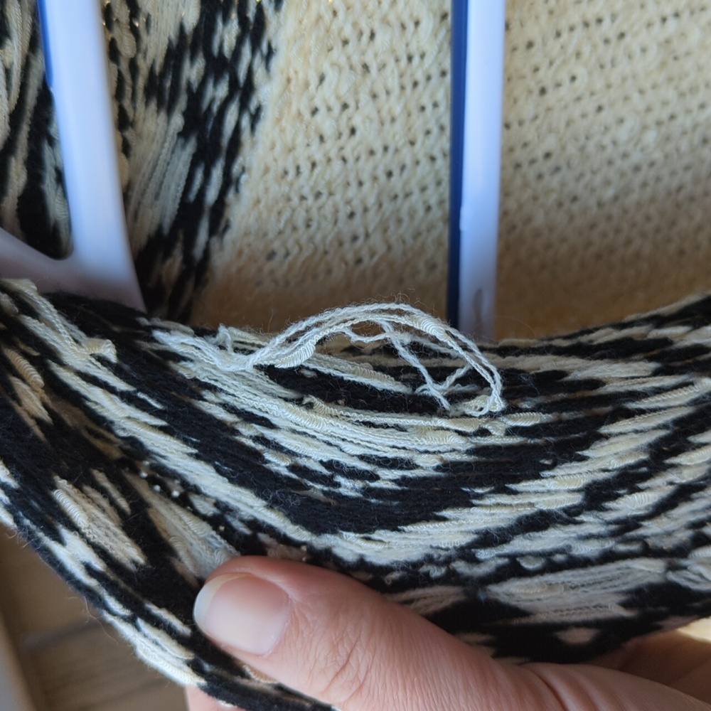 Aztec Pattern Knit Open-Front Fringe Cardigan, Size L - Picture 5 of 15